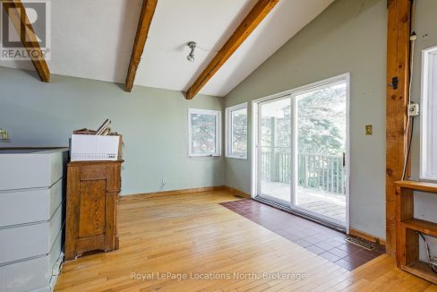 29873189-c5f6bd8fb9-21.jpg
