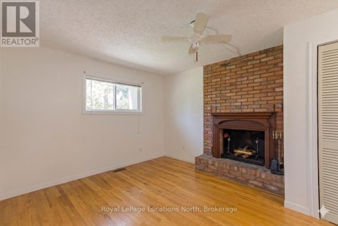 29873189-c5f6bd8fb9-7.jpg