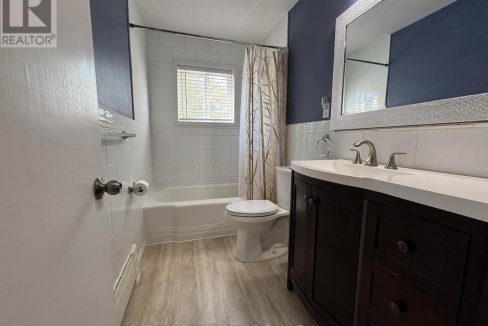 29875344-30989e5d7e-44.jpg