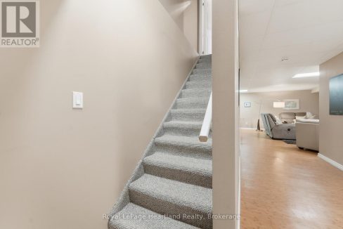 29885040-63ff0bb373-24.jpg