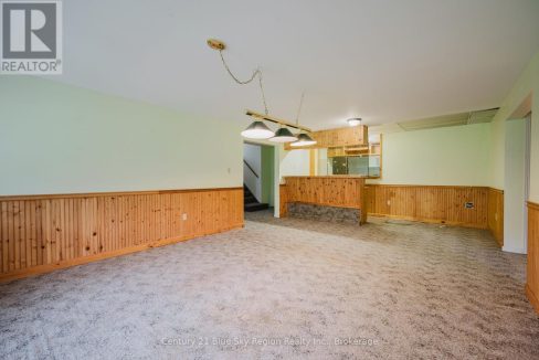 29905446-20.jpg