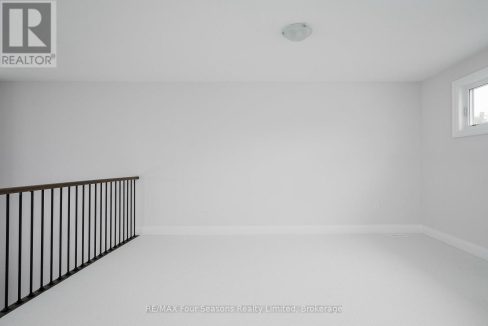 29908792-27.jpg