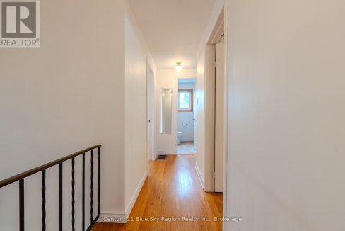 29909046-3f26672cc2-28.jpg