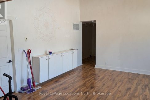 29915657-a188964d5e-9.jpg