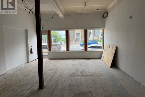 29918172-870981342a-4.jpg