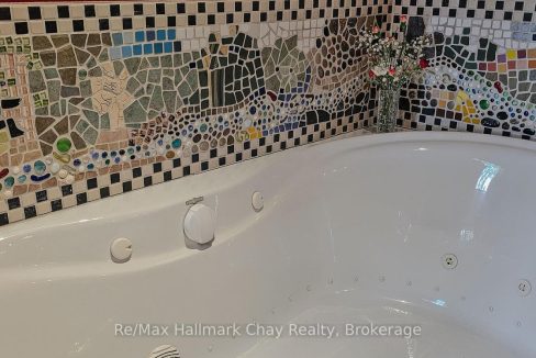 29920256-136fea862d-16.jpg