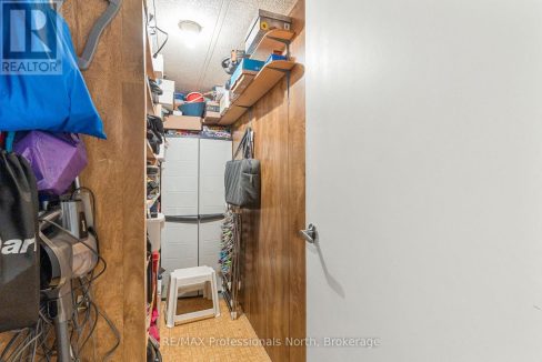 29920807-cce928683d-32.jpg