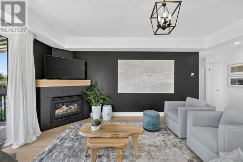 29921125-c71372ef6e-6.jpg