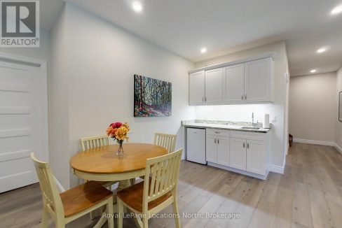 29921764-da4573bd43-33.jpg