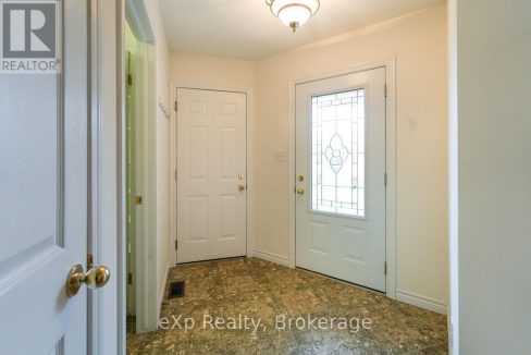 29921768-3c97fbf3ae-3.jpg