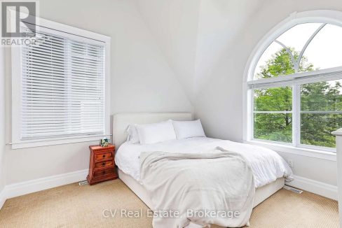 29924103-e9c60ef1ae-23.jpg