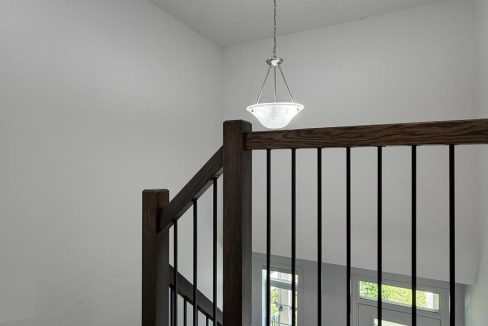 29925918-669e26e8db-26.jpg