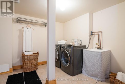 29929813-efcf67d7ee-45.jpg