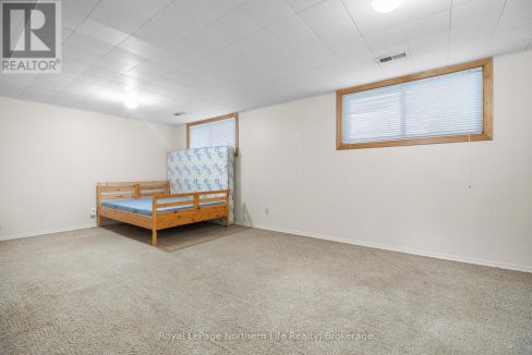 29936364-9c13e90910-23.jpg