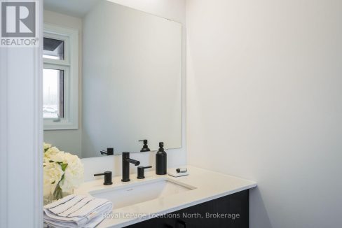 29940135-23bed7909e-25.jpg