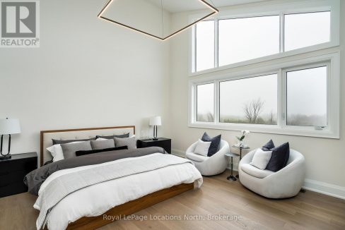 29940135-23bed7909e-29.jpg