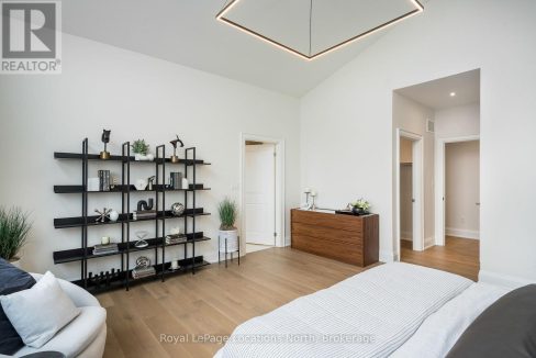 29940135-23bed7909e-30.jpg