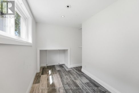 29945792-0bfcd54fb7-28.jpg