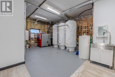 29947875-d4e3821684-43.jpg