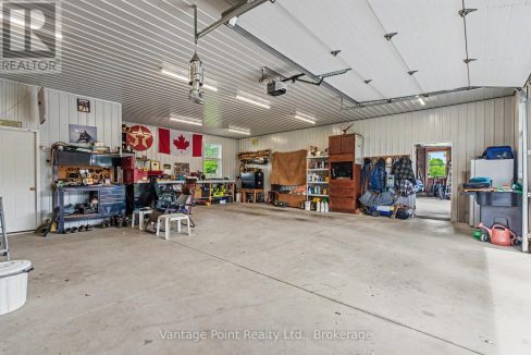 29950166-2b07efd249-15.jpg