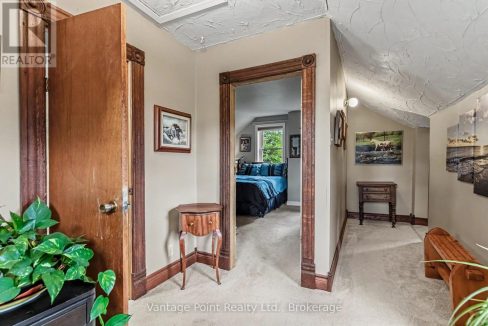 29950166-2b07efd249-32.jpg