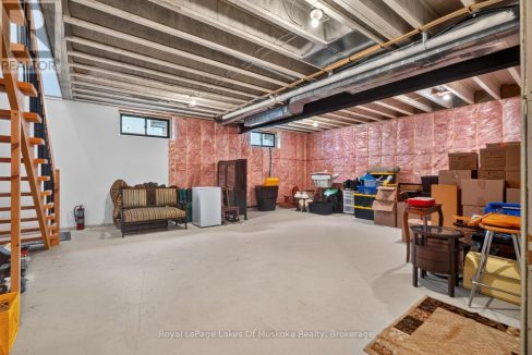 29950888-4e965d88bf-35.jpg