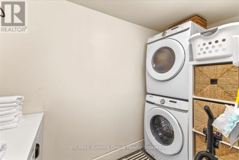29959461-fda30513d8-18.jpg