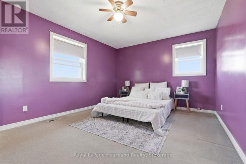 29962176-c70854f2ba-21.jpg
