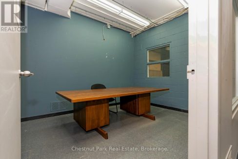 29965396-3bca158732-16.jpg