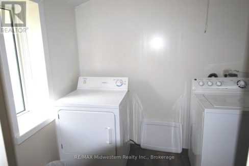 29967411-1d9752d337-14.jpg