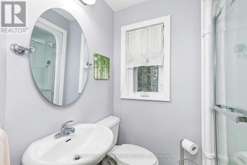 29972305-b6af677680-26.jpg