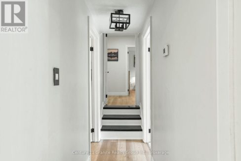 29972960-7c3eece957-16.jpg