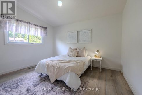 29977601-c382f6e7bb-15.jpg