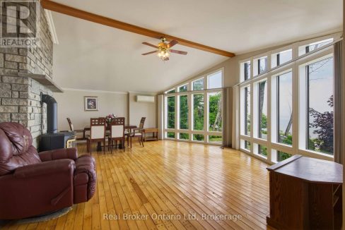 29978591-f567430efc-10.jpg
