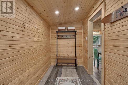 29979544-6baa3ebd66-2.jpg