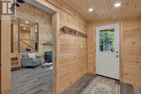 29979544-6baa3ebd66-3.jpg