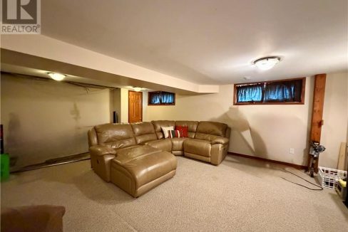 29983720-cd92a535aa-18.jpg