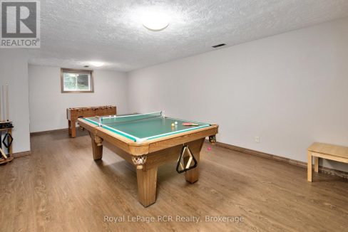 29984612-3157047a0e-27.jpg
