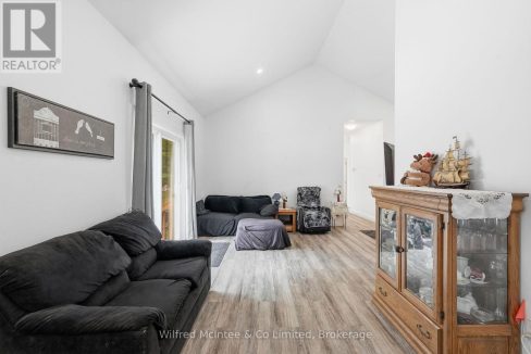 29990121-8add88eb51-5.jpg