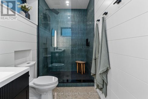 29991481-fc6118cb9e-33.jpg