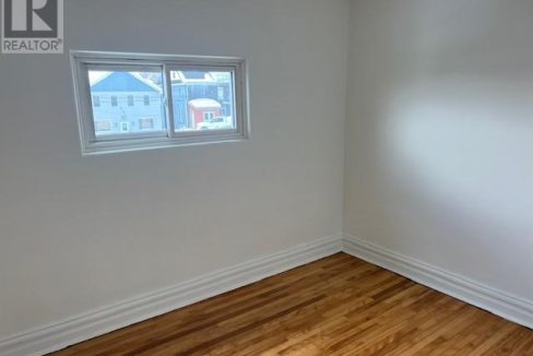 29994575-28240761b8-9.jpg